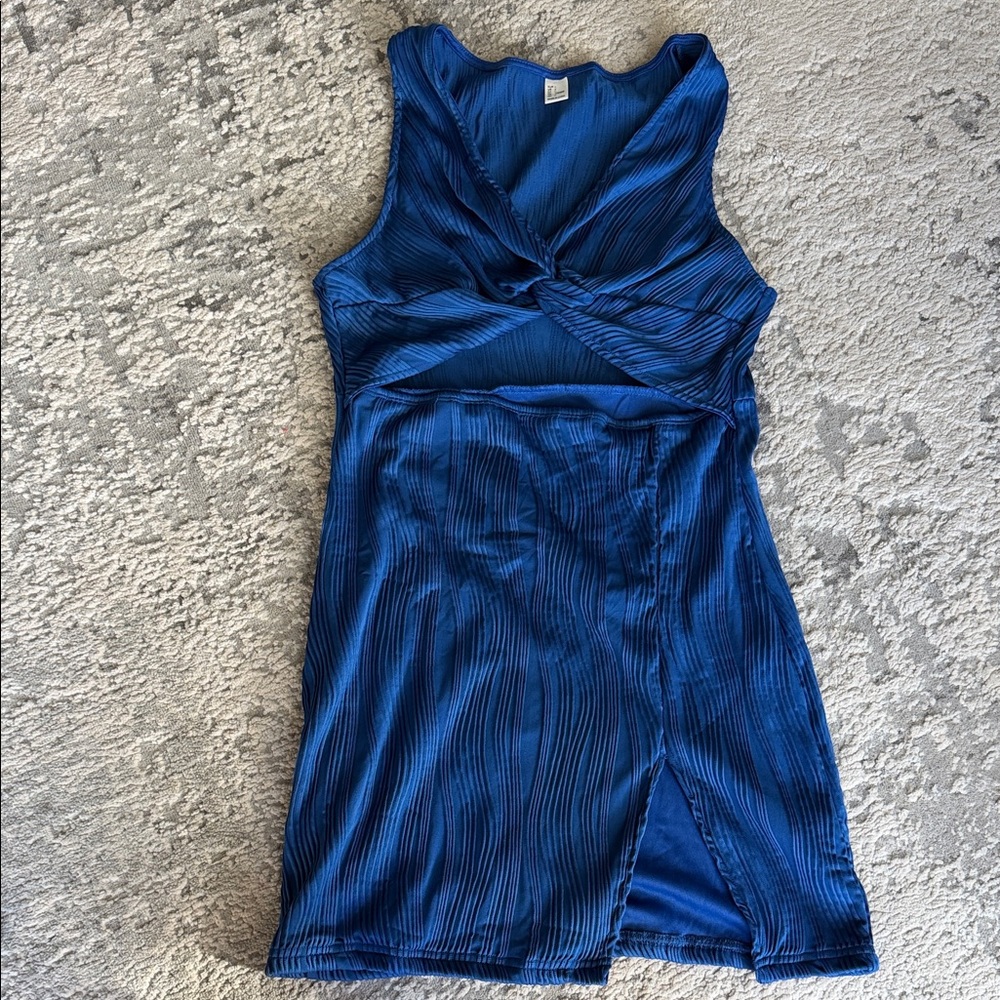 Elegant Blue Sleeveless Dress
